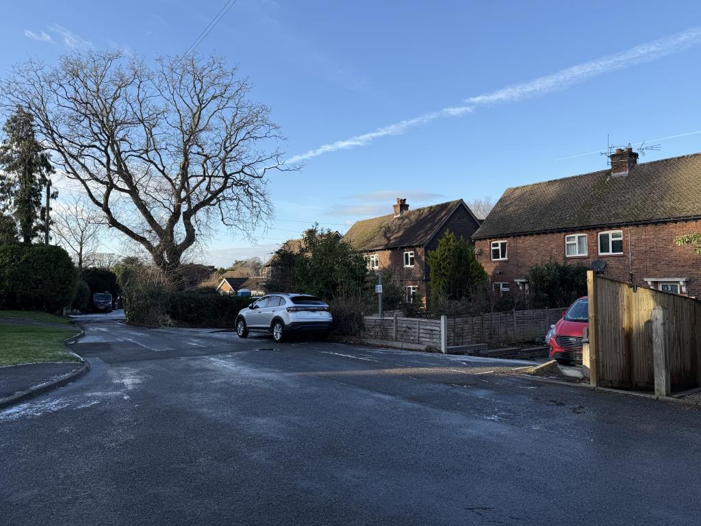 Lot: 158 - SEMI-DETACHED HOUSE IN NEED OF REFURBISHMENT - Street view towards Semi in need of Refurbishment